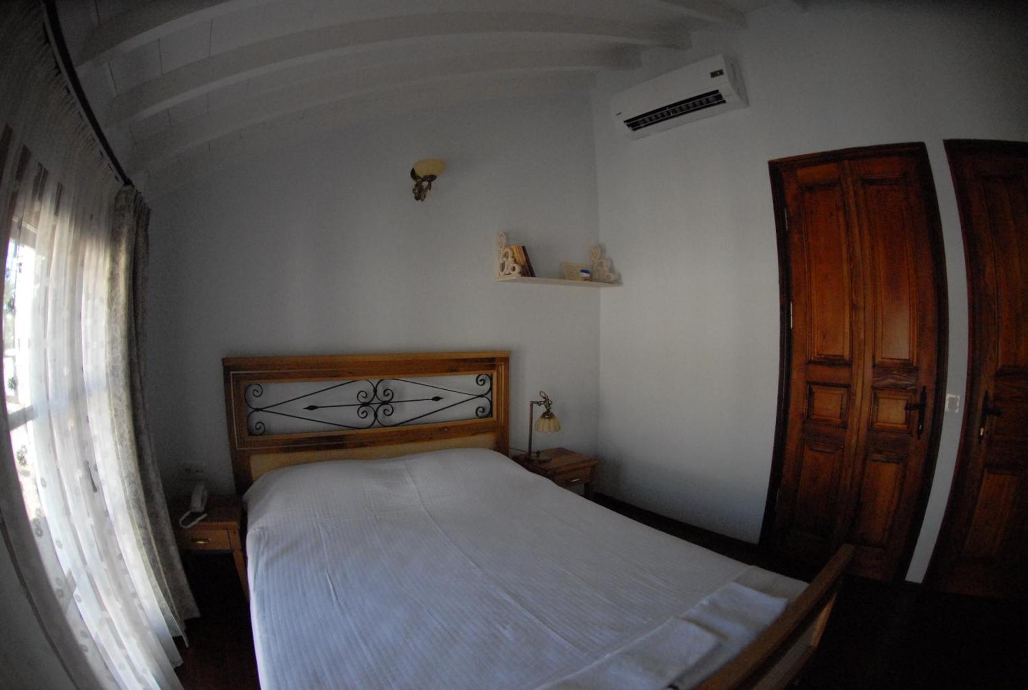 Aliye Hanim Hotel Аявали Екстериор снимка