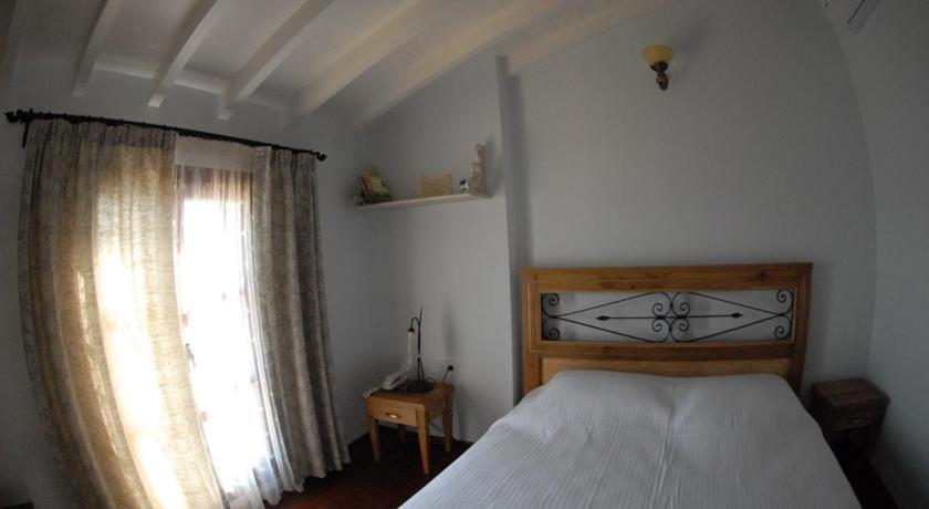 Aliye Hanim Hotel Аявали Екстериор снимка